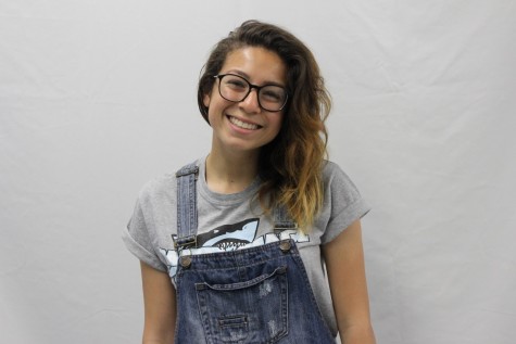 Senior Ana Perez won a $1,000 scholarship from CCNMA: Latino Journalists of California. 