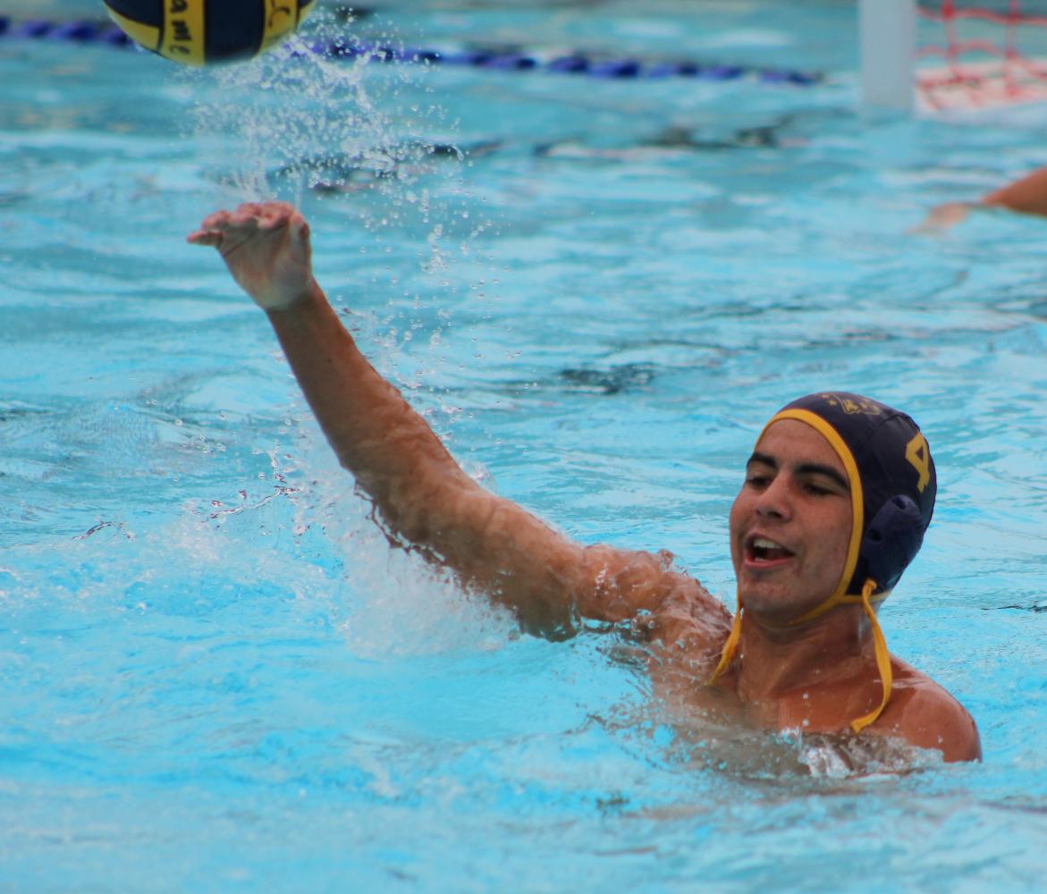 Junior Ben Sanchez passes to teammate during a game against Venice High.