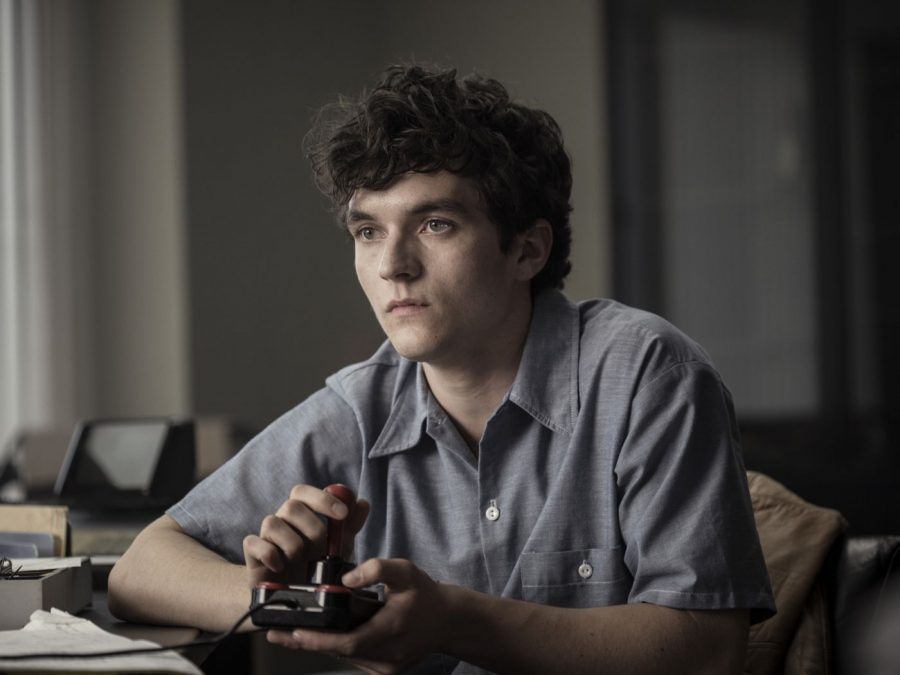 Fionn Whitehead stars as Stefan in the interactive Netflix film “Black Mirror: Bandersnatch.”