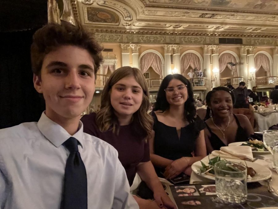 The Pearl Post editors eat dinner at the Los Angeles Press Club gala.