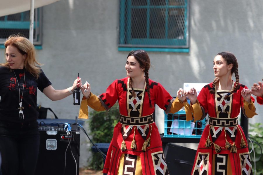 Junior Maggie Simonyan participates in a traditional Armenian dance called “shurjpar” on April 25. An event at lunch was held to celebrate Armenian culture after Los Angeles Unified School District schools closed on April 24 for Armenian Genocide Observance Day. 