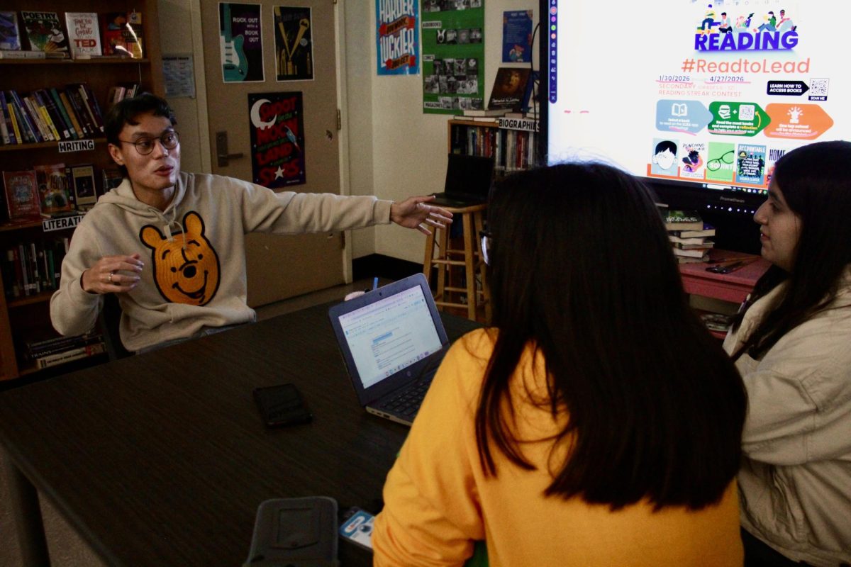 Print Editor-in-Chief Jenny Marquez and Online Editor-In-Chief Tania Lopez interview Librarian Alain Cruz for the Room 22 podcast on Jan. 28. The podcast episode covered trends following the return of 2016 in the new year of 2026.