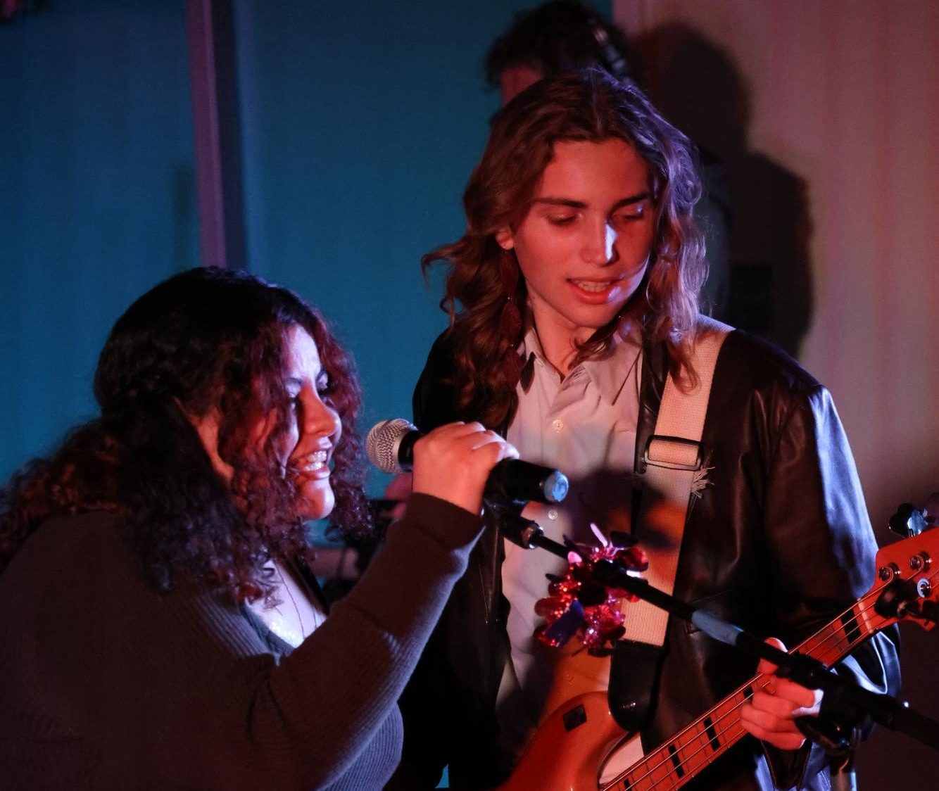 Senior Nemesi Morales and sophomore Jett Cabrinha perform "Self Esteem" by The Offspring during the Valentines Concert on Feb. 18.